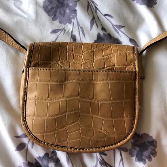 Michael Kors alligator cross body bag - Picture 3 of 5
